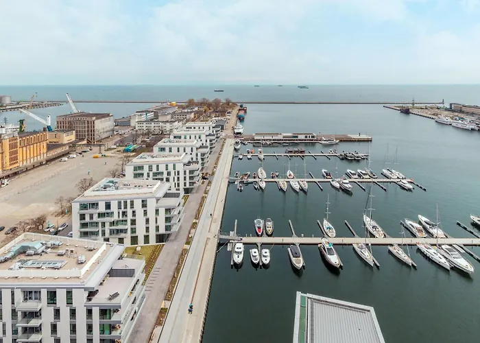 Sea Towers 15Th Floor Apartment With Sea View By Renters Prestige