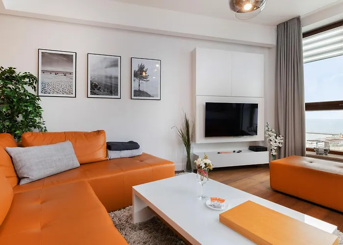 Sea Towers 15Th Floor Apartment With Sea View By Renters Prestige