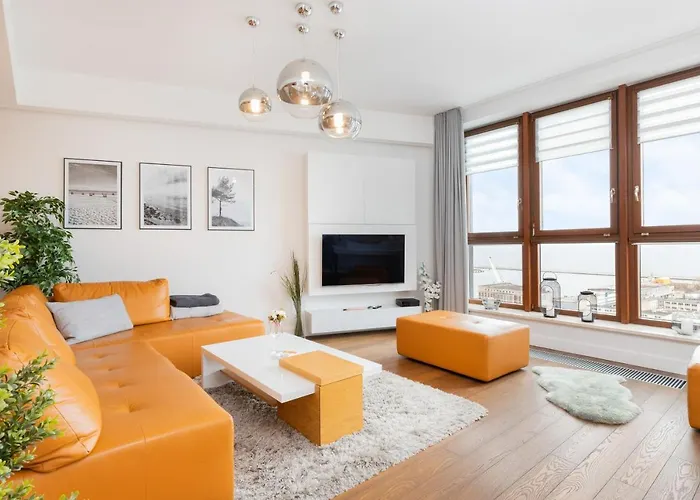 Sea Towers 15Th Floor Apartment With Sea View By Renters Prestige