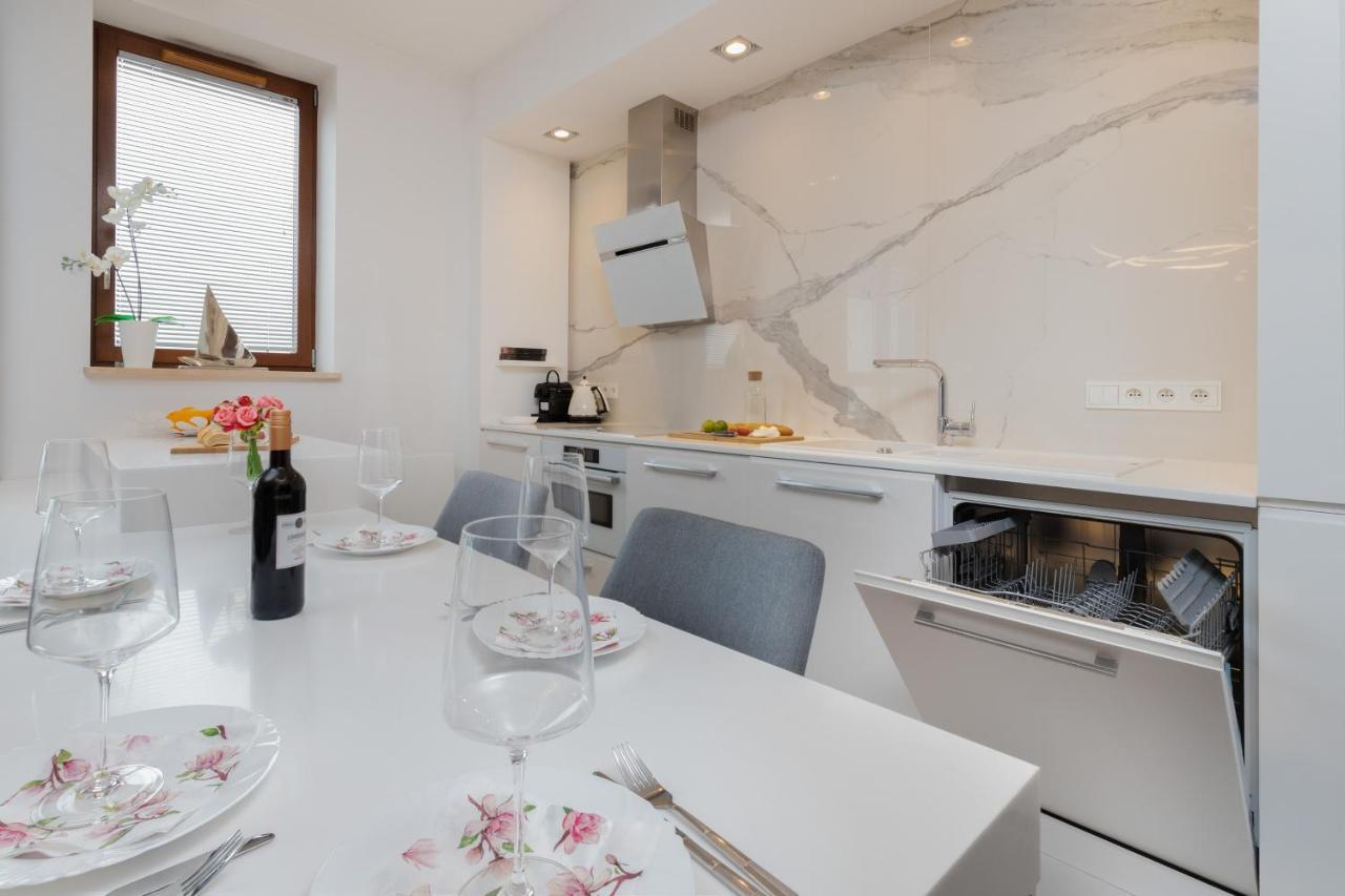 Leilighet Sea Towers 15th Floor With Sea View By Renters Prestige
