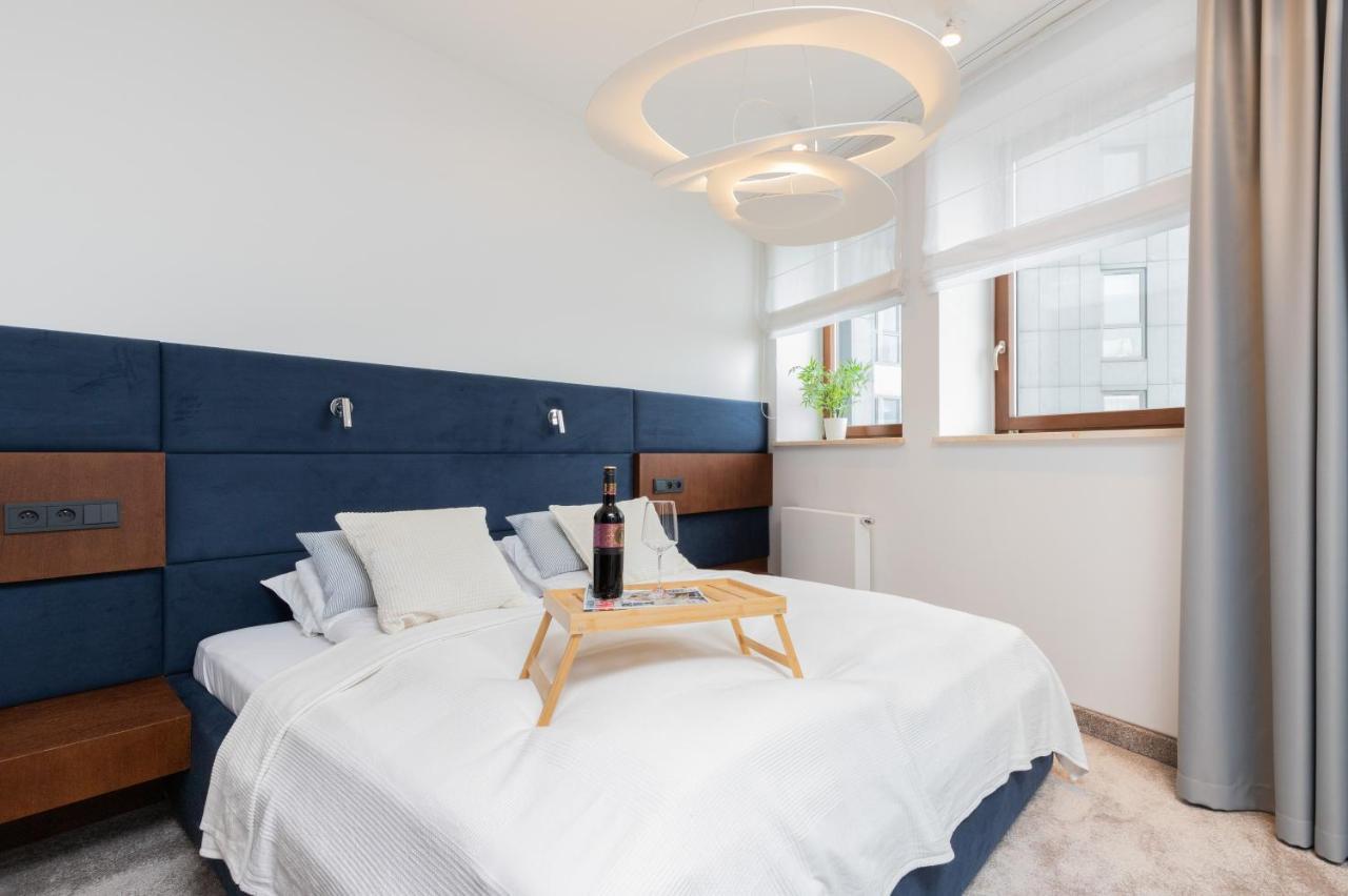 Sea Towers 15th Floor With Sea View By Renters Prestige *
