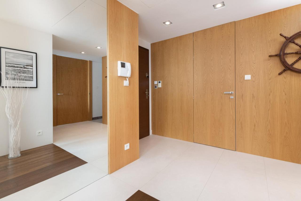 Sea Towers 15th Floor With Sea View By Renters Prestige Apartment *