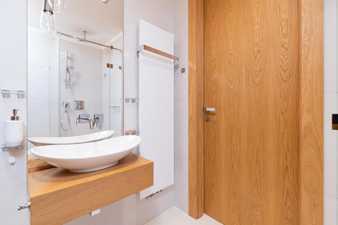 Leilighet Sea Towers 15th Floor With Sea View By Renters Prestige *
